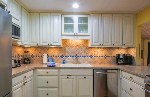 Sea Pines House | Private Hot Tub; Access to Greenwood Community Pool, Tennis & Playground; Heart of Sea Pines Resort