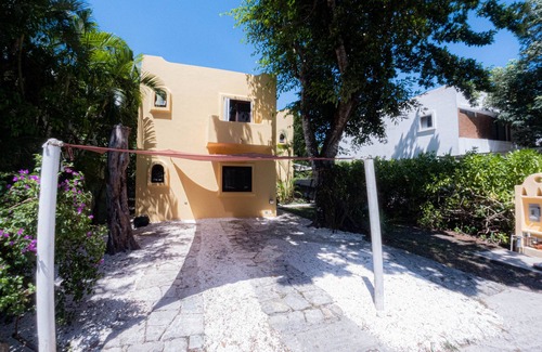 Playacar Fase II House | Private house in Playacar/ Sleeps11 /AC/TENIS/ 5TA/BEACH