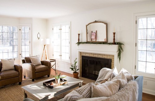 Wauwatosa House | Private house with large mature outdoor space