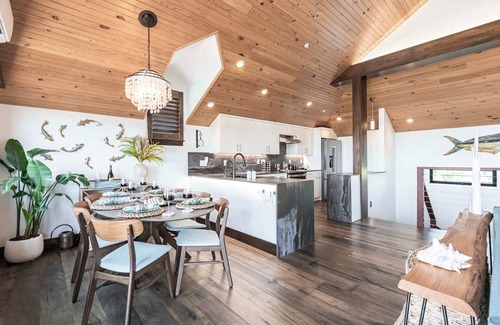 North Captiva House | Private Island Oasis! Gulf Views + Pool & Carts