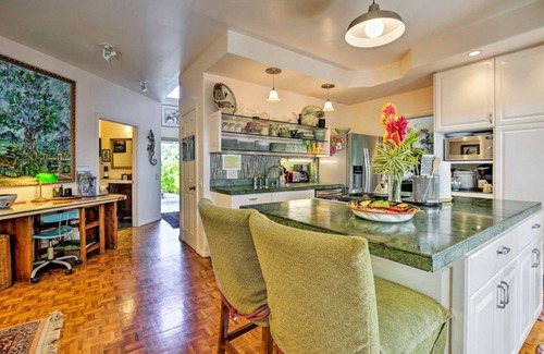 Kahaluu Bay Villa | Private Kona Villa, Pano Ocean Views! . Kona IronMan Special !
