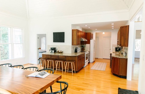 Roxboro House | Private Lakefront Getaway