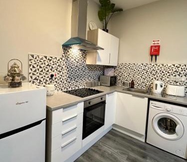 Birmingham City Centre Apartment | Private Luxurious City Studio-daily,weekly,monthly
