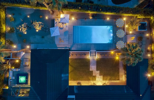 Uptown Design District House | Private & luxurious Villa & Gardens in Old Las Palmas - former Dreyfuss Estate