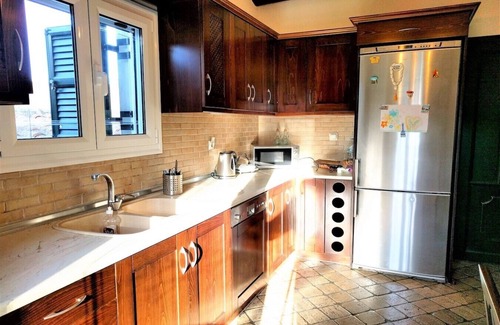 Sinarades House | Private & Luxurious Villa Alex with Private Outdoor Pool