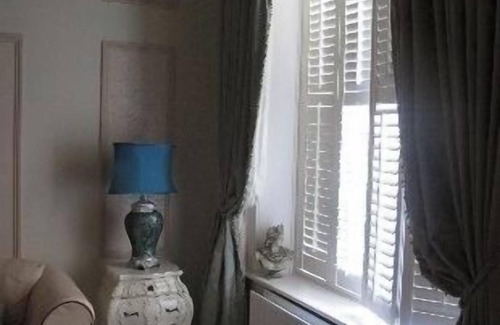 Holywood Apartment | Private luxury apartment near Belfast with garage