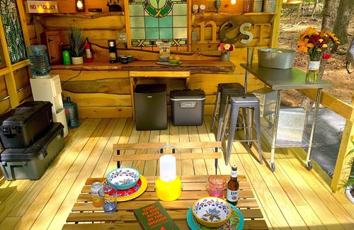 Mount Marion RV Rental | Private Magical Camping Oasis in Woodstock, NY!