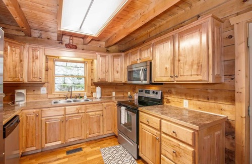 Vilas Cabin | Private Mountain Escape
