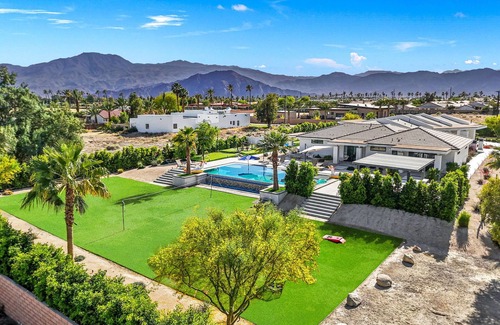 Indio House | Private Oasis: 9 BR, 15 Bed, 45 ft pool, 9-hole Golf, Grass Volleyball, Gameroom