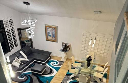 Scarlett Canyon House | PRIVATE Oasis, perfect escape with family and friends.
