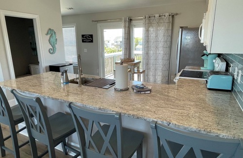 Surf City House | Private Pool - 5 BD 3.5 BA - Ocean view - 2nd Row - de Lime & de Coconut