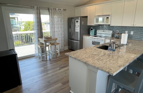 Surf City House | Private Pool - 5 BD 3.5 BA - Ocean view - 2nd Row - de Lime & de Coconut