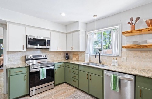 Bentonville House | Private POOL! Close to Trails and Downtown! Dog friendly! Bike IN/OUT!