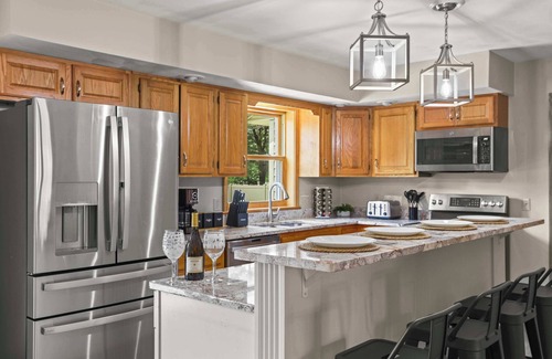Sun Prairie House | Private Pool - HOT TUB - Sauna - Game Room - Pets