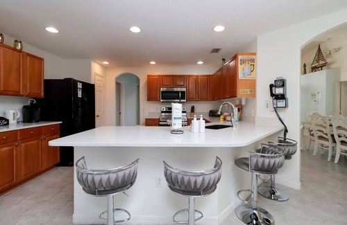 Tuscan Ridge House | Private Pool, Hot Tub & Movie Room – Sleeps 9