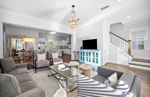 Santa Rosa Beach House | Private Pool + LSV! In the Ultra-Desirable Highland Parks of Blue Mountain