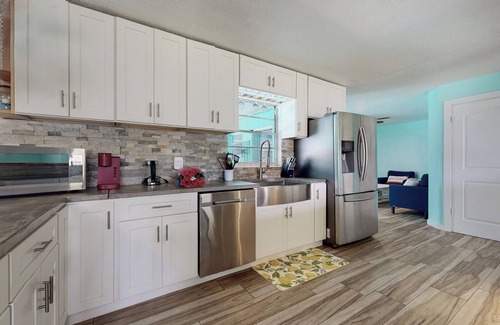 Melbourne House | Private Pool | Pet-Friendly! | Minutes to Beach & Golf | FLMEL1