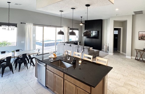 Mesquite House | Private Pool, Putting Green, Game Room & Grill – Your Perfect Getaway!