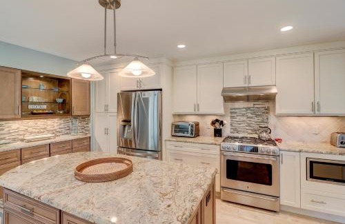Sea Pines House | Private Pool & Spa - Golf Course Views - Walk to Harbour Town - 24 Stoney Creek Road