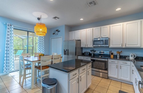 Kissimmee House | Private Pool & Spa Retreat | 3 Master Suites | Veranda Palms Near Disney