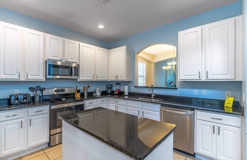 Kissimmee House | Private Pool & Spa Retreat | 3 Master Suites | Veranda Palms Near Disney