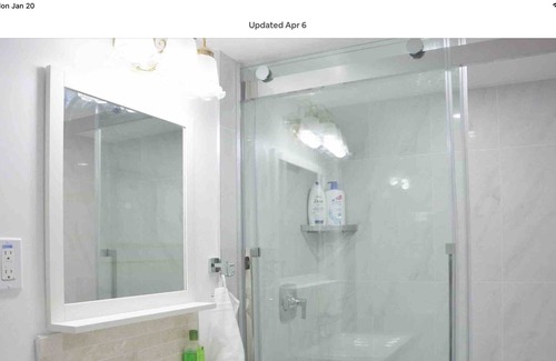 Norseman Heights House | Private Queen bed near Islington Subway stn