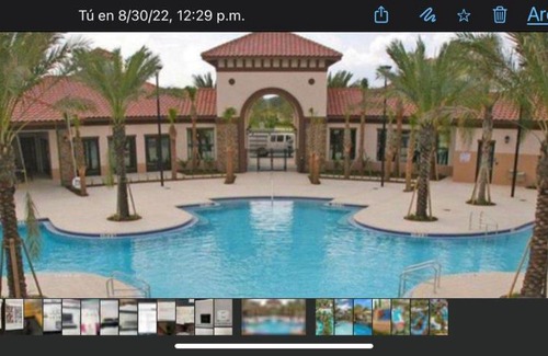 Loughman House | PRIVATE RESIDENCE RELAX AND COMFORT KING room