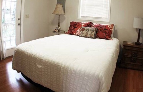 Marion House | Private Resort Cabin- 399