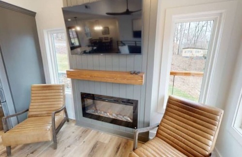 Mayhew House | Private Retreat at Lake Norman