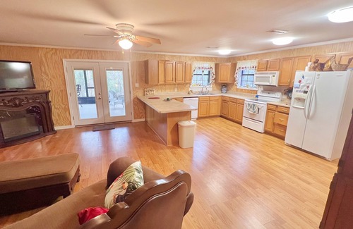 Eufaula House | Private Retreat on Beautiful Lake Eufaula.