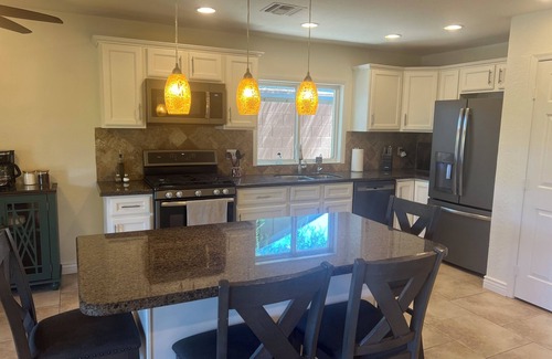Clearview House | Private retreat with gym, hot tub, pool & playroom