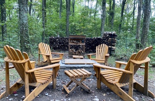 Meadows Of Dan House | Private, romantic 720 ft yurt on dead end road 3.5 miles from Blue Ridge Parkway