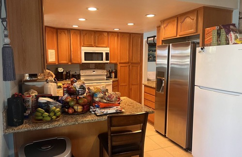 East Side Capistrano House | Private room for rent in Oceanside resort near beach, pier