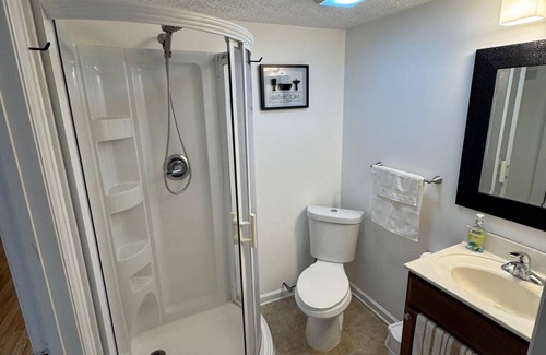 Knoxville House | Private room in a lovely next to the river home in Knoxville, Tennessee