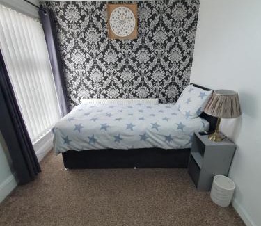 Grangetown House | Private Room In Cardiff