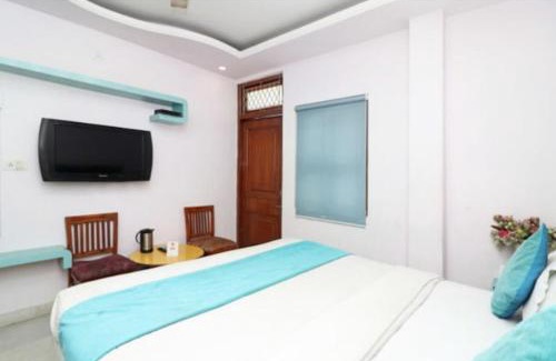 Paharganj Apartment | Private Room in Hotel Anoop, Paharganj