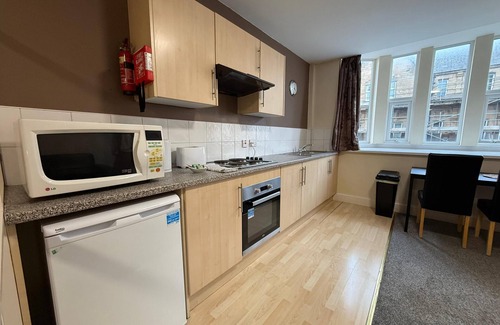 Lancaster Apartment | Private Self-Contained Studio - Central Lancaster