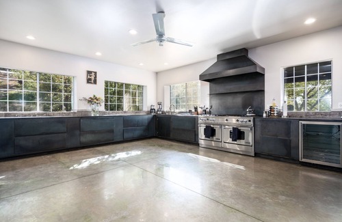 Penn Valley House | Private, spacious estate in the Sierra foothills just outside Grass Valley.