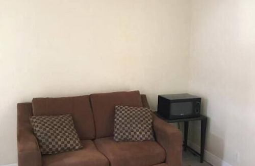 Pompano Beach Apartment | Private studio # 3, five min walking to beach.