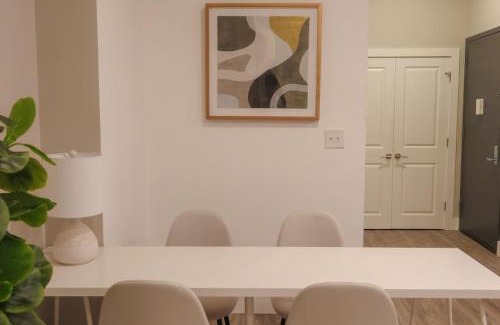 Constable Hook Apartment | Private Studio 5 minutes to the NYC train