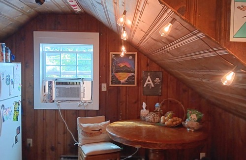 Northside Apartment | Private studio apartment in North Chattanooga. Furnished, decorated by local art