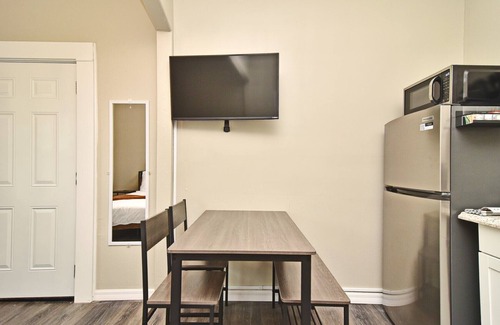 Winter Garden Apartment | Private Studio on the Bike Trail
