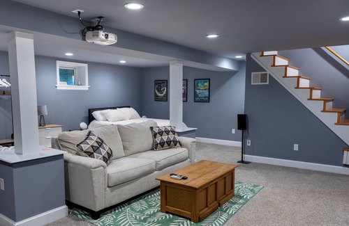 North Chesterfield Apartment | Private Suite : Outdoor and movie lover's dream