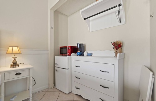 Bonita Cottage | Private Suite with separate entrance and private bath