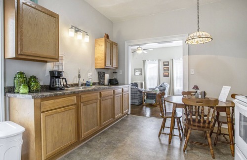 Michigan City Apartment | Private Upper Loft apartment Michigan City Indiana