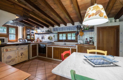 Gambassi Terme Villa | Private Villa with A/C, WIFI, private pool, TV, terrace, pets allowed, close to San Gimignano