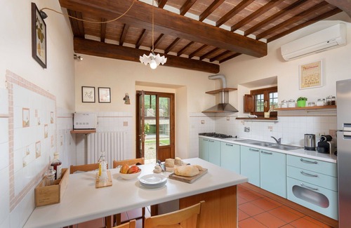 Subbiano Villa | Private Villa with A/C, private pool, WIFI, hot tub, TV, patio, panoramic view, close to Arezzo