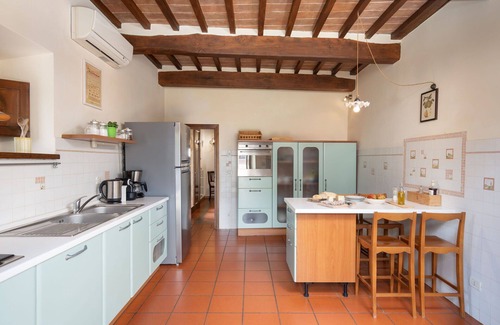 Subbiano Villa | Private Villa with A/C, private pool, WIFI, hot tub, TV, patio, panoramic view, close to Arezzo