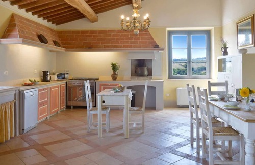Bibbona Villa | Private villa with heated and fenced pool