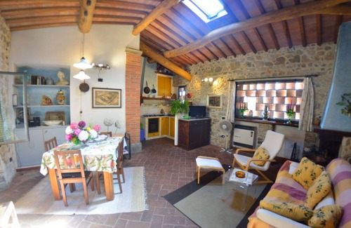 Gello Villa | Private Villa with hot tub, WIFI, A/C, private pool, TV, terrace, pets allowed, panoramic view